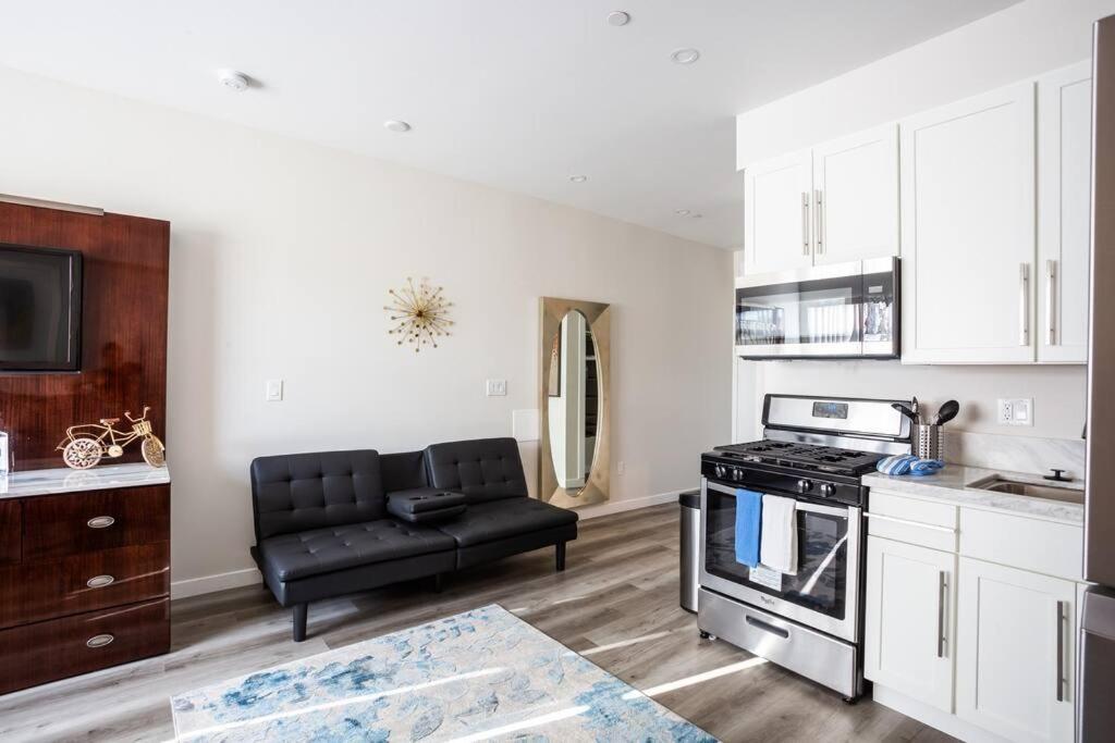 Luxurious Furnished Studio W Full Kitchen In Sd San Diego Exterior foto
